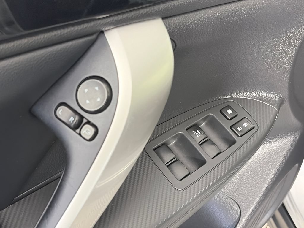 Used 2019 Mitsubishi Eclipse Cross SEL AWD/4WD image 24