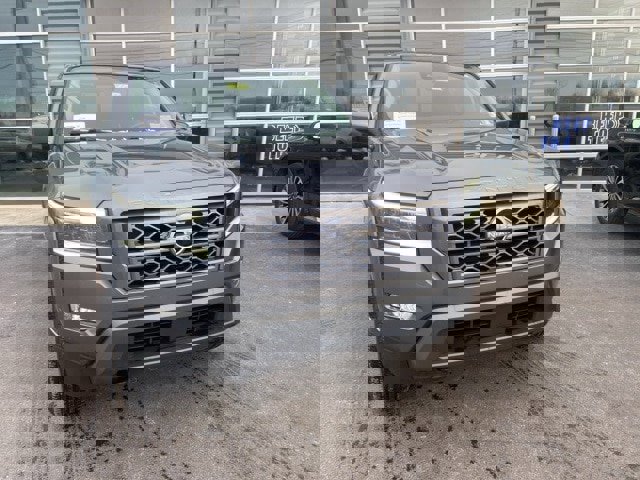 Used 2024 Nissan Frontier SL image 5