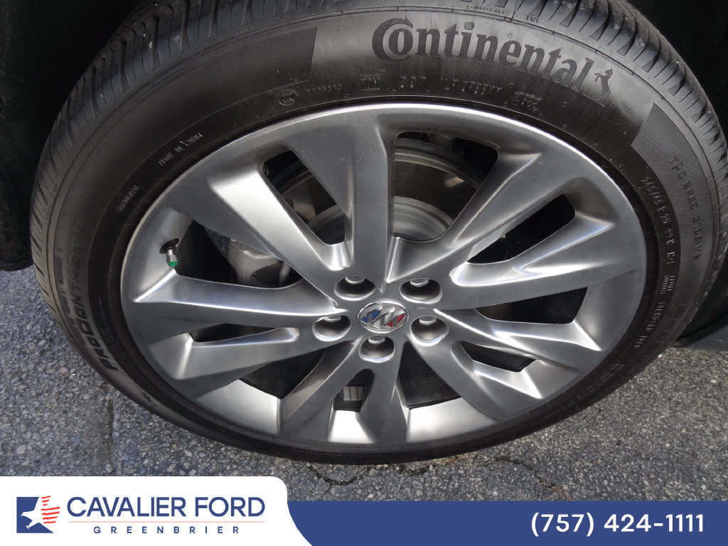 Used 2023 Buick Envision Avenir AWD/4WD image 11