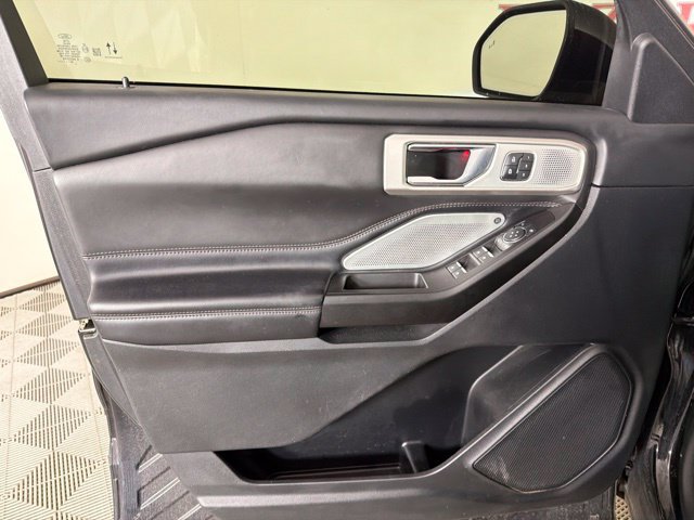 Certified 2020 Ford Explorer Platinum w/ Premium Technology Package AWD/4WD image 21