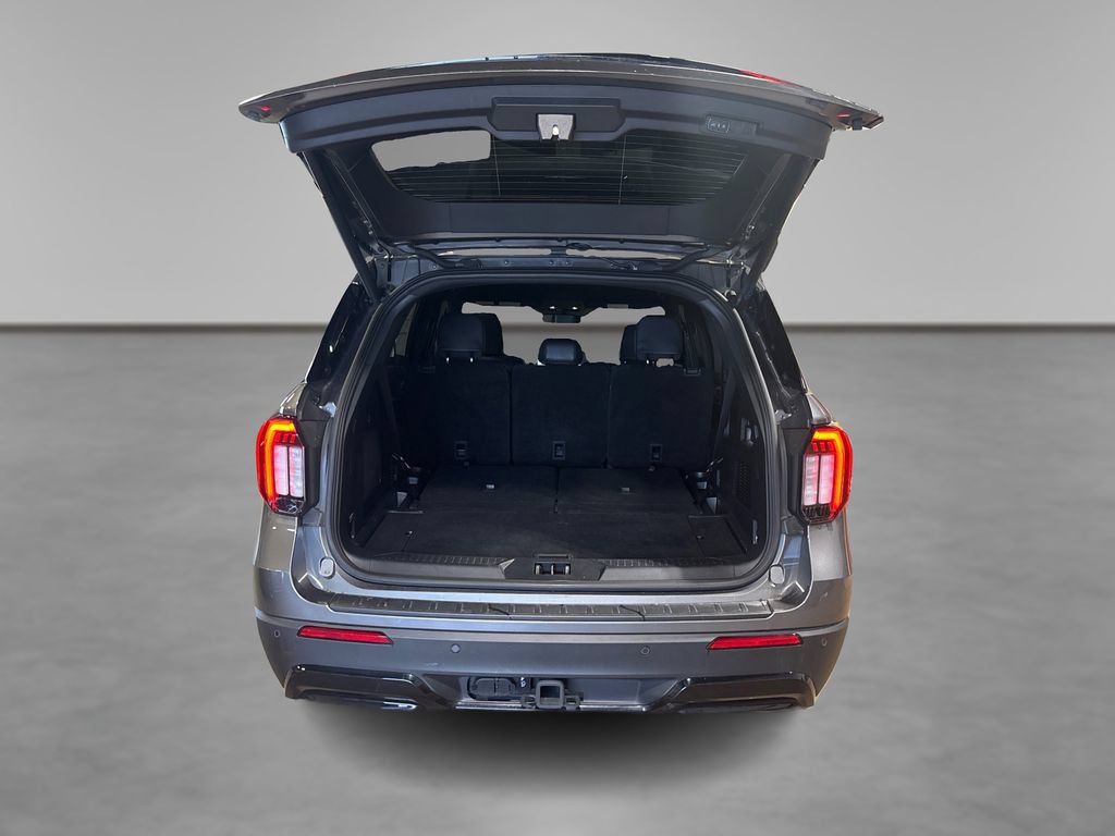 Certified 2025 Ford Explorer ST-Line w/ ST-Line Street Pack AWD/4WD image 12