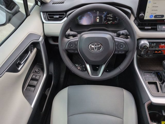 Used 2025 Toyota RAV4 Limited FWD image 16