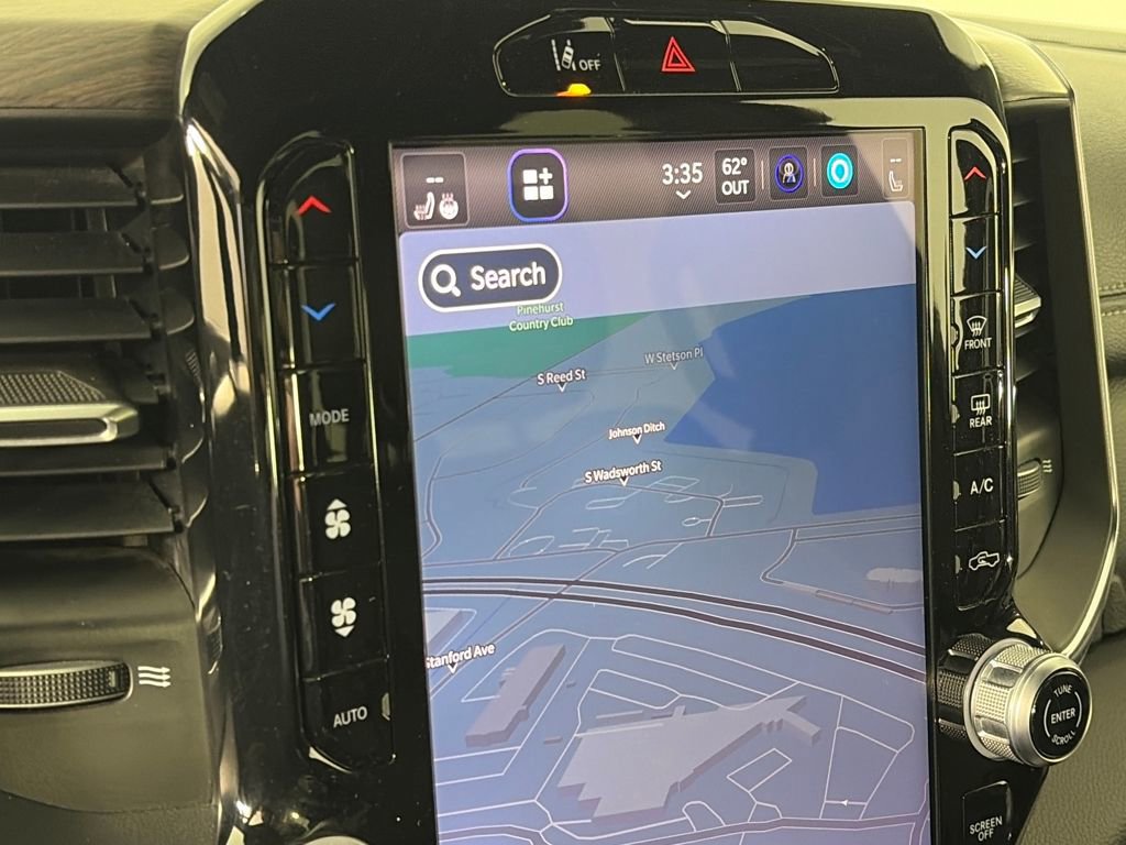 Used 2025 RAM 1500 Laramie image 19