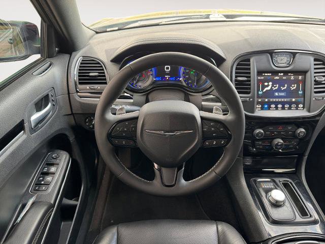 Used 2022 Chrysler 300 S w/ Comfort Group RWD image 13
