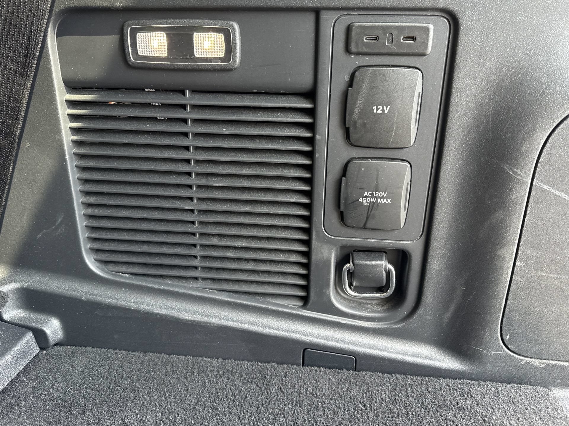Certified 2025 Ford Expedition Active AWD/4WD image 24