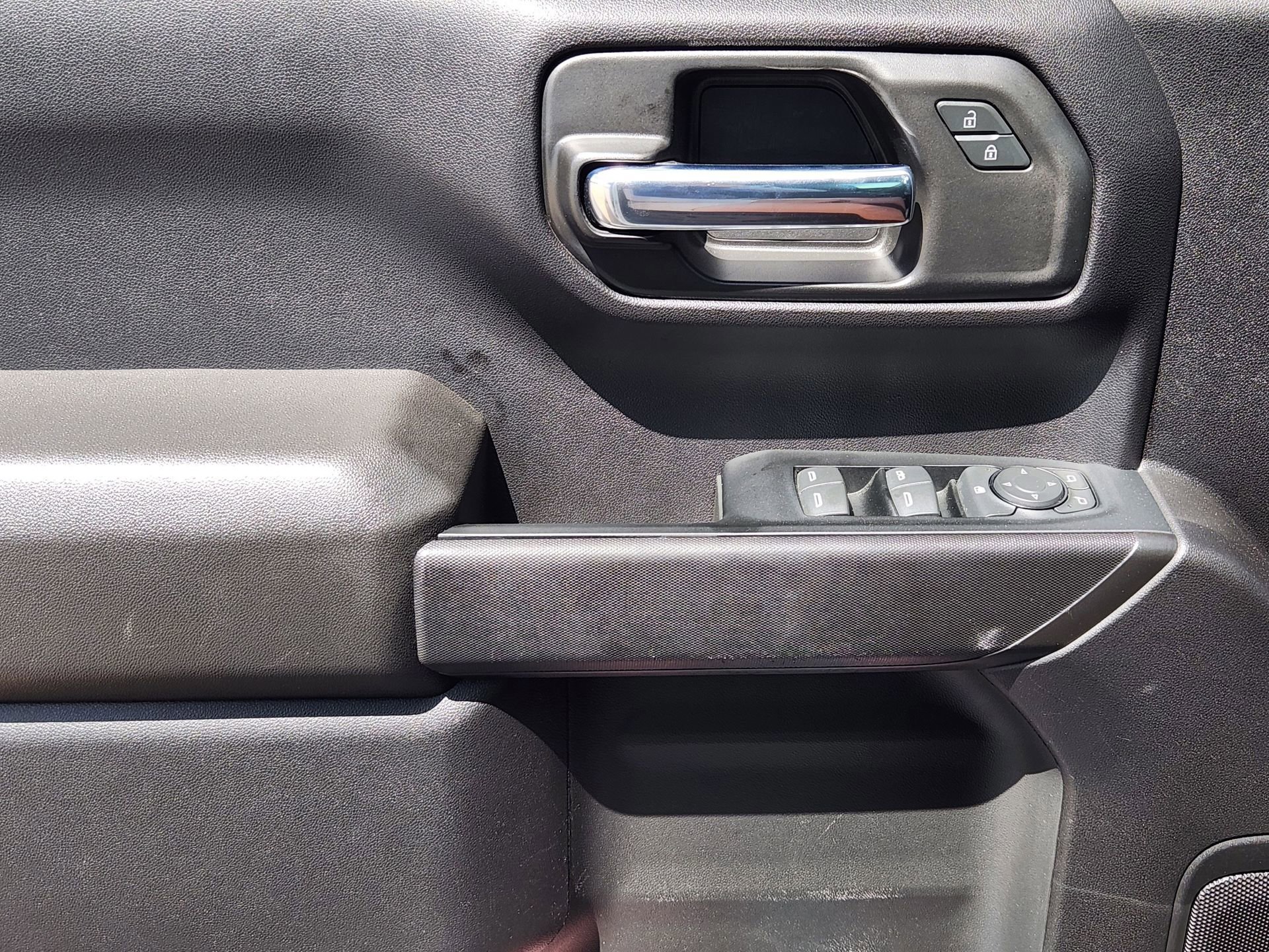 Used 2024 Chevrolet Silverado 1500 Custom image 28