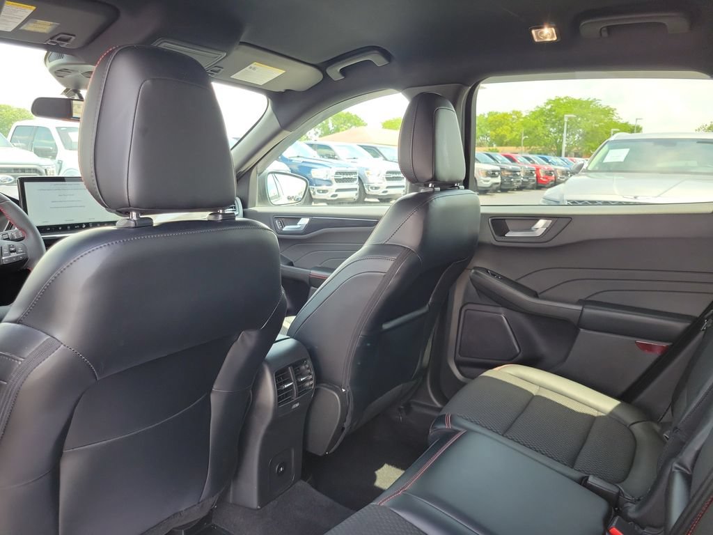 Certified 2023 Ford Escape ST-Line w/ Tech Pack #1 FWD image 16