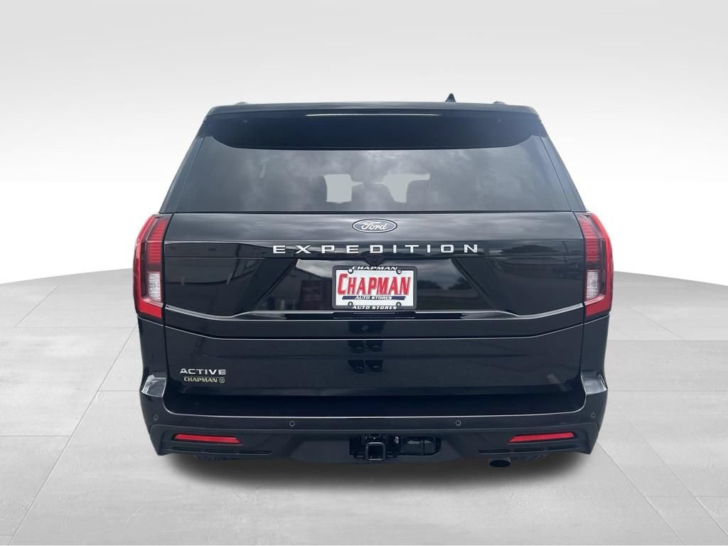 Certified 2025 Ford Expedition Active AWD/4WD image 4