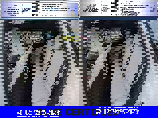 Used 2023 Mercedes-Benz GLC 300 4MATIC image 28