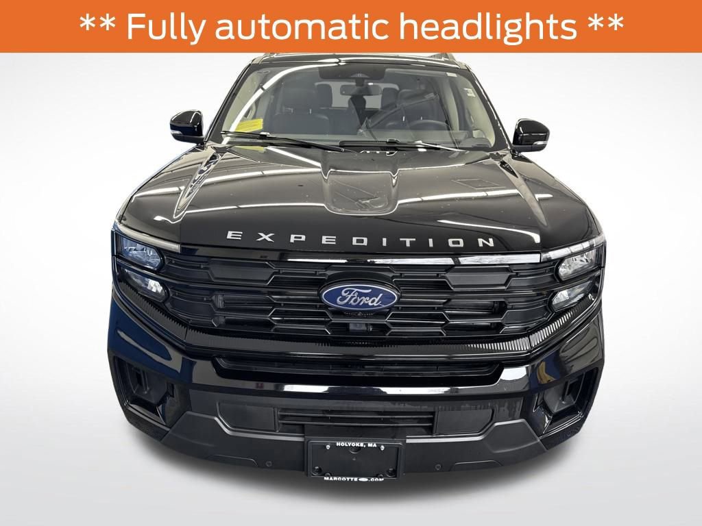Certified 2025 Ford Expedition Active image 8