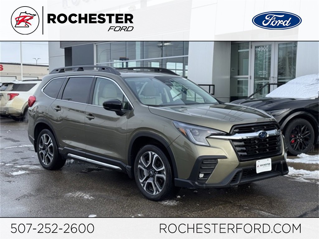 Used 2024 Subaru Ascent Limited w/ Technology Package image 5