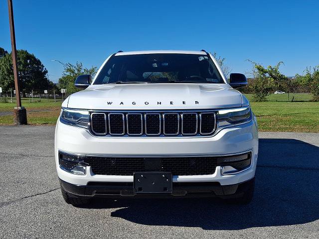 Used 2023 Jeep Wagoneer 4WD image 2