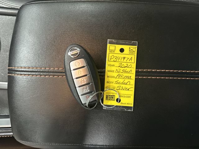 Used 2020 Nissan Altima 2.5 SR FWD image 33