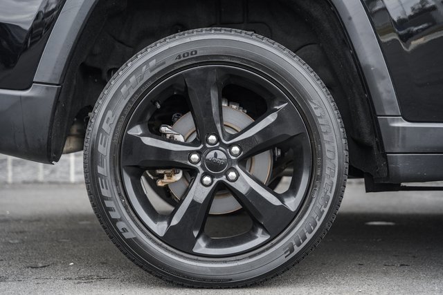 Used 2022 Jeep Grand Cherokee Altitude image 21