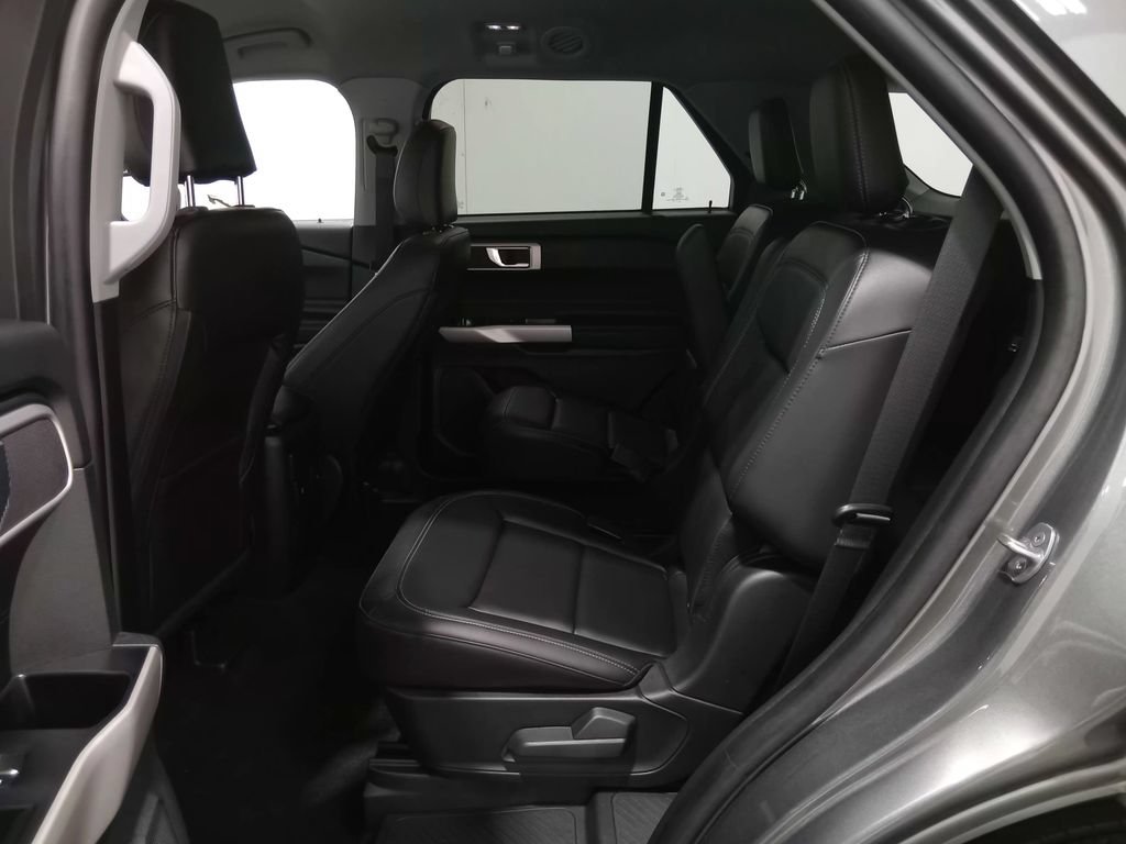 Certified 2023 Ford Explorer XLT w/ Equipment Group 202A AWD/4WD image 14