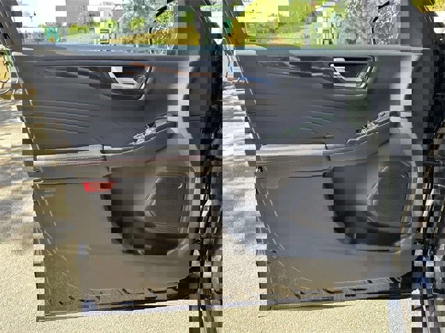 Certified 2024 Ford Escape ST-Line w/ Tech Pack #1 image 18