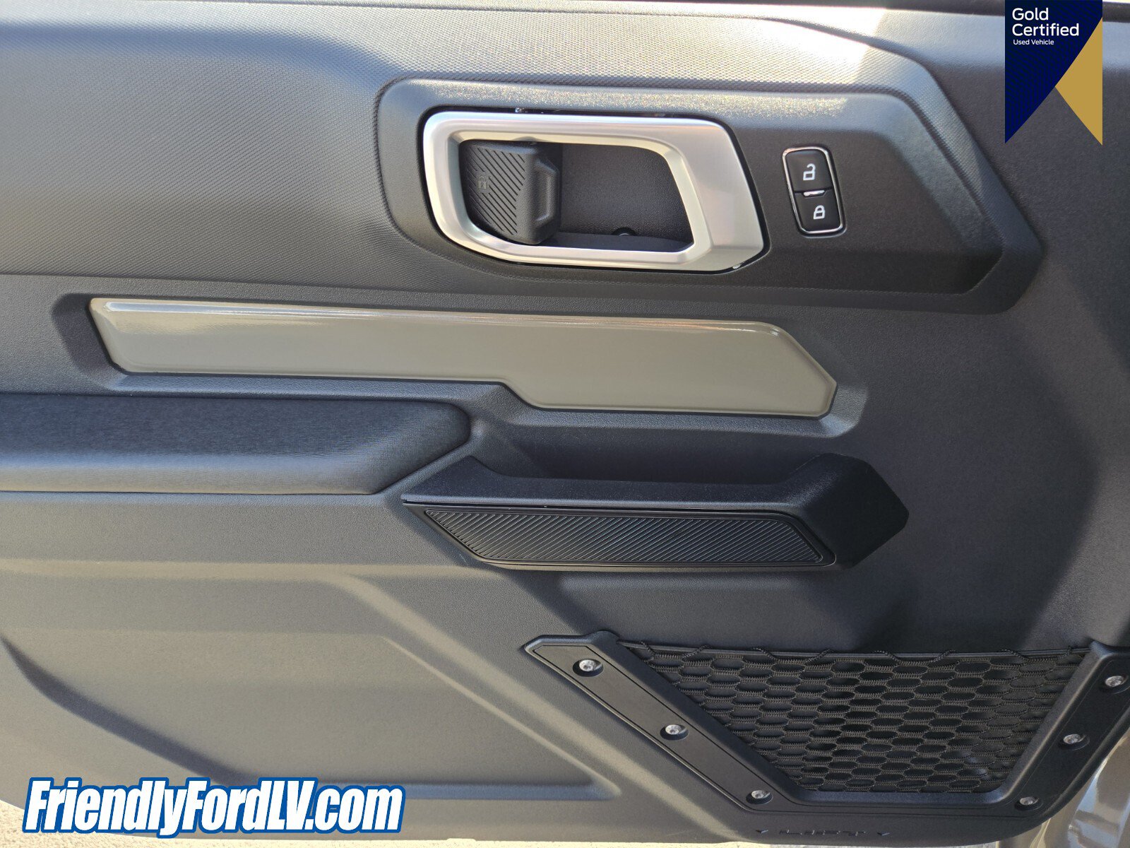 Certified 2025 Ford Bronco 2-Door w/ Sasquatch Package AWD/4WD image 19