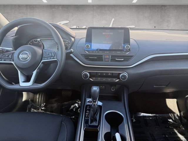 Used 2022 Nissan Altima 2.5 SV image 3