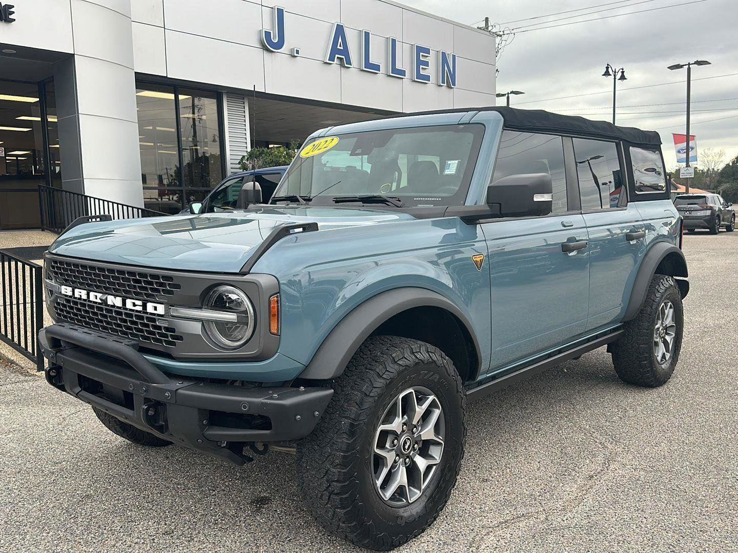 Certified 2022 Ford Bronco Badlands image 5