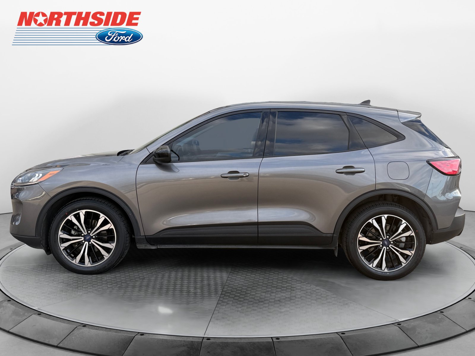 Certified 2022 Ford Escape SE w/ SE Sport Appearance Package FWD image 4