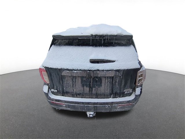 Certified 2021 Ford Explorer XLT w/ Equipment Group 202A image 4