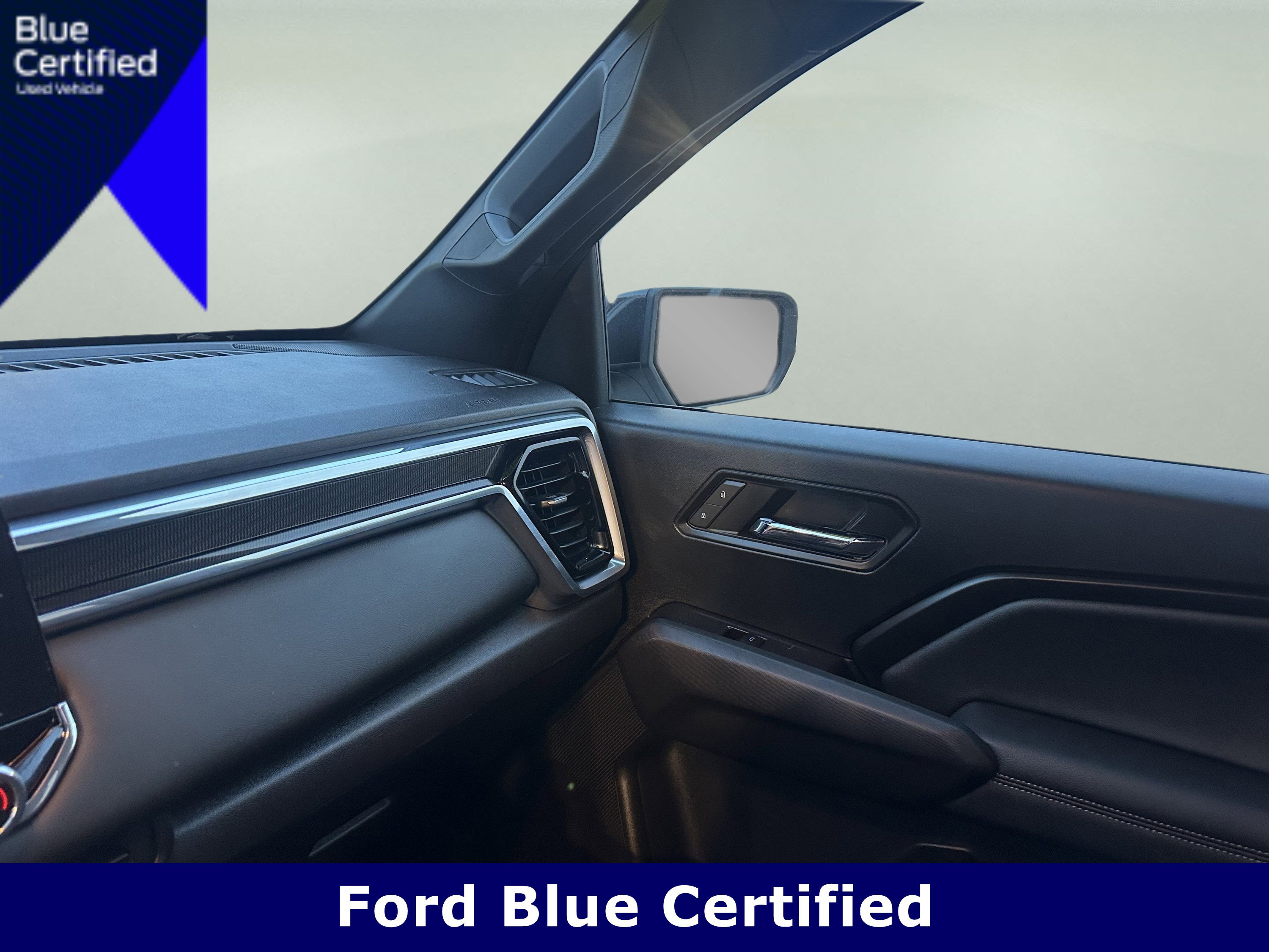 Used 2024 GMC Canyon Elevation w/ Convenience Package image 16