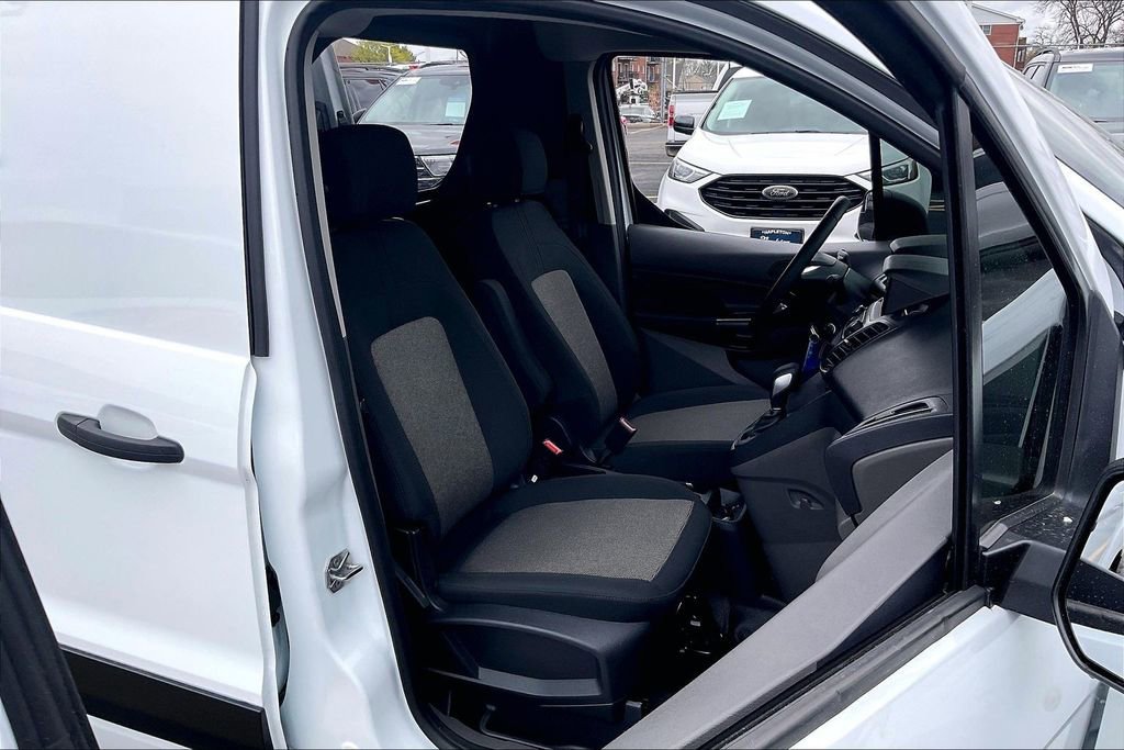 Certified 2023 Ford Transit Connect XL w/ Trailer Tow Package FWD image 6