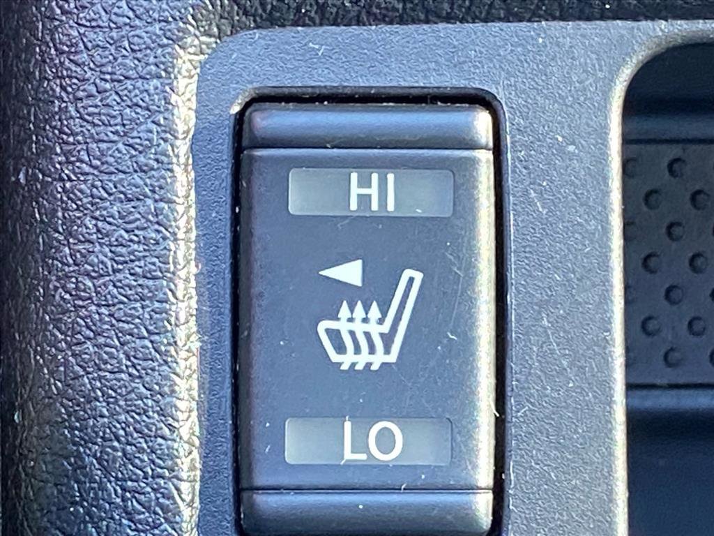 Used 2021 Nissan Rogue Sport SV image 17