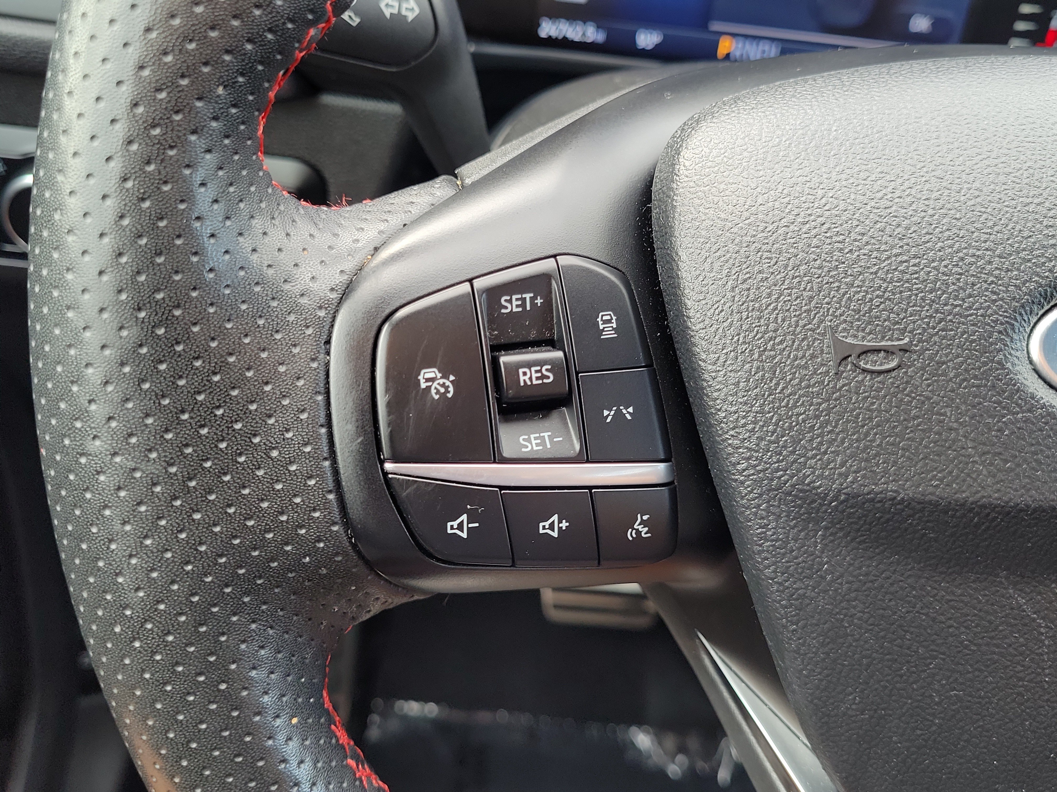 Certified 2023 Ford Escape ST-Line w/ Tech Pack #1 FWD image 24
