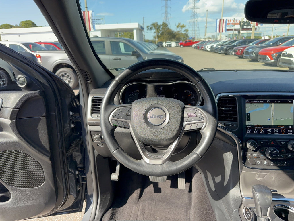 Used 2018 Jeep Grand Cherokee Altitude image 31