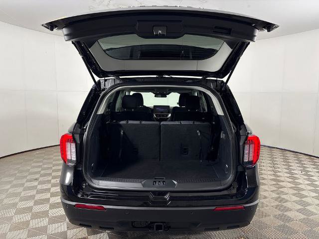 Certified 2026 Ford Explorer Active RWD image 23