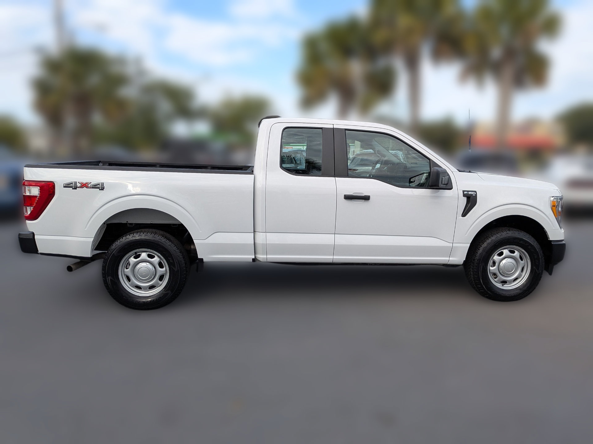 Certified 2022 Ford F150 XL AWD/4WD image 3