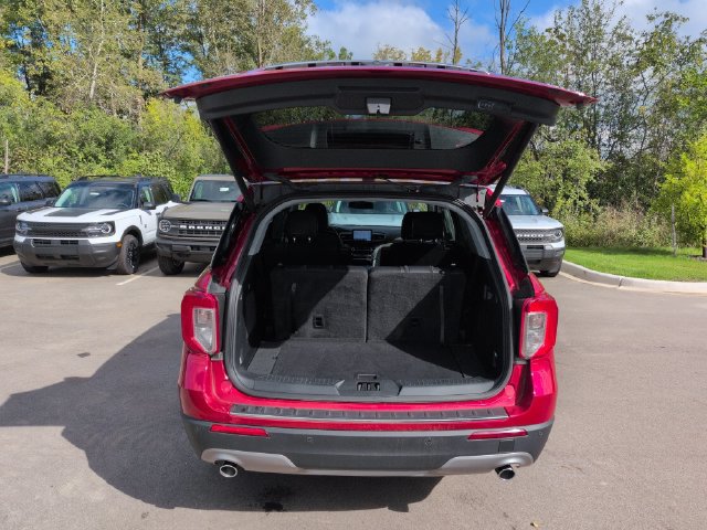 Certified 2023 Ford Explorer Limited AWD/4WD image 19