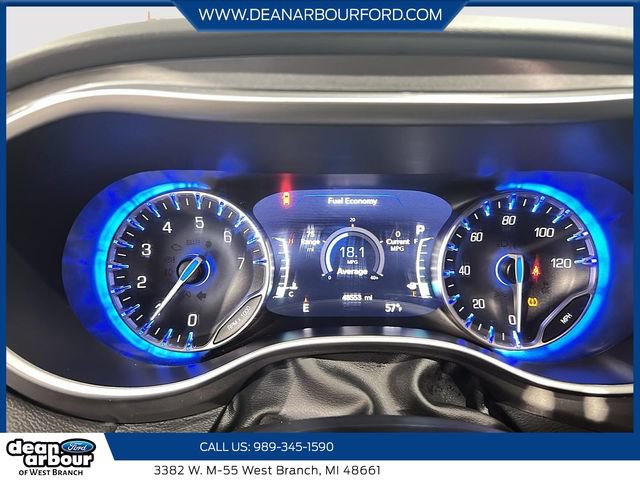 Used 2024 Chrysler Pacifica Touring-L FWD image 14