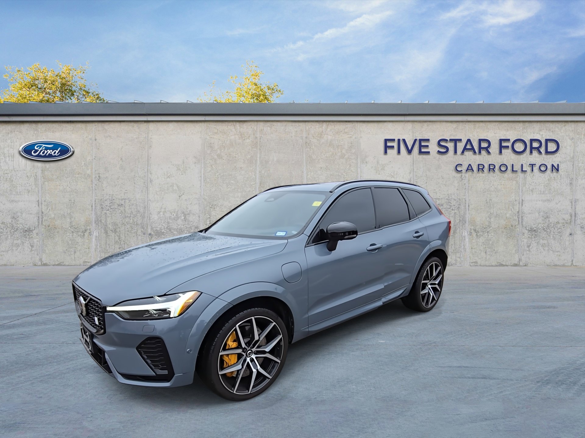 Used 2022 Volvo XC60 T8 Polestar w/ Protection Package Premier image 5