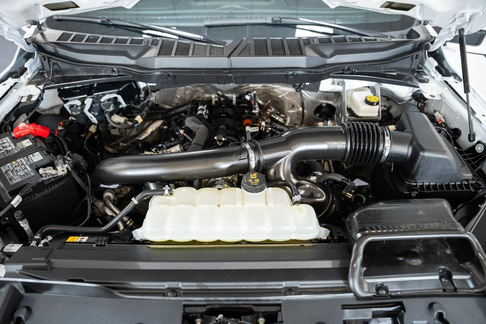 Certified 2025 Ford F150 Lariat AWD/4WD image 19