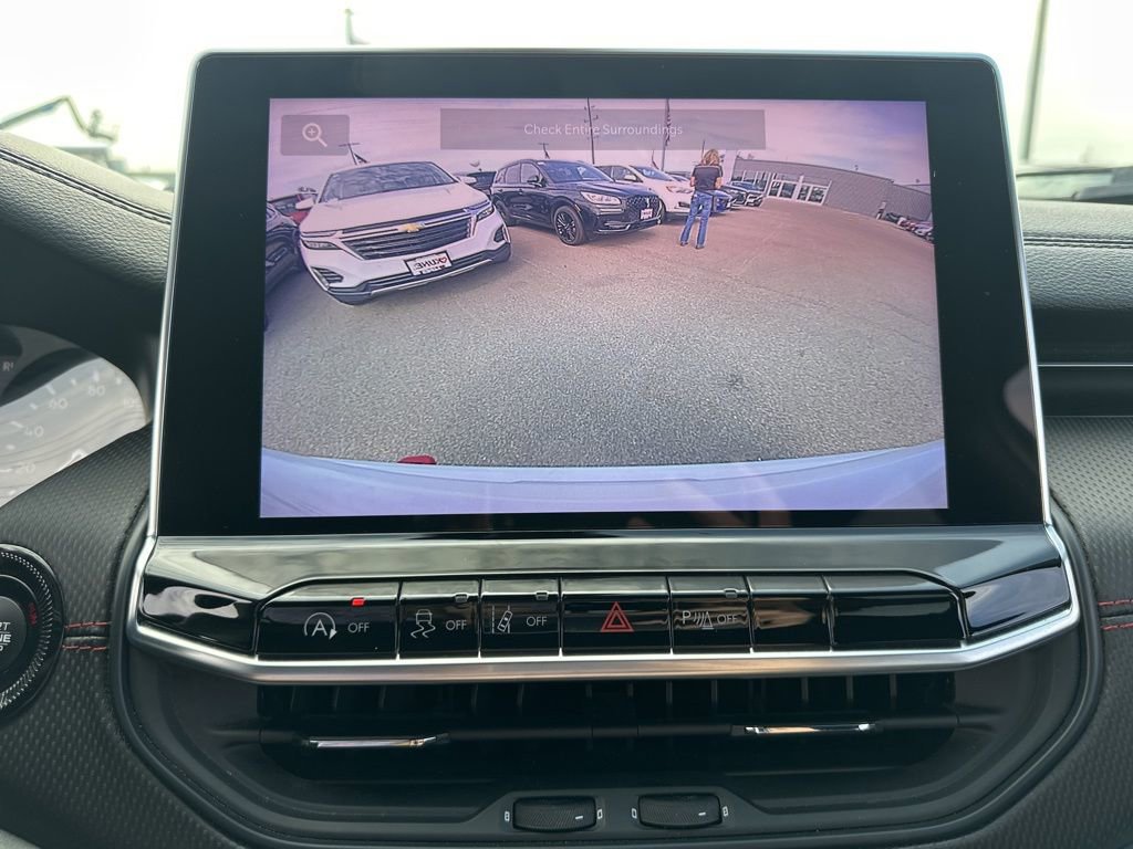 Used 2024 Jeep Compass Trailhawk image 41