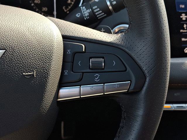 Used 2021 Cadillac XT4 Sport w/ Driver Awareness Package image 21