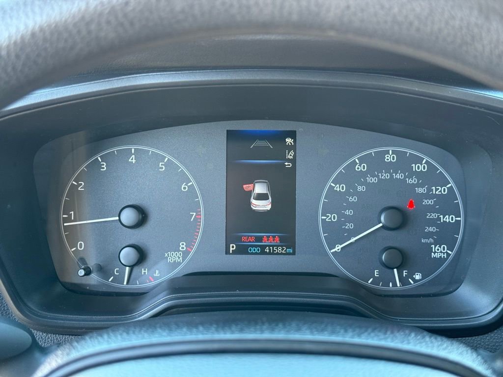 Used 2024 Toyota Corolla LE image 13