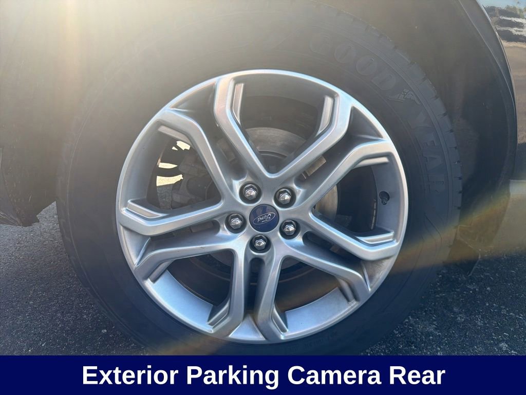 Certified 2018 Ford Edge Titanium AWD/4WD image 15
