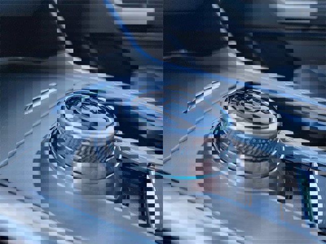 Certified 2022 Ford Explorer XLT w/ Equipment Group 202A image 31