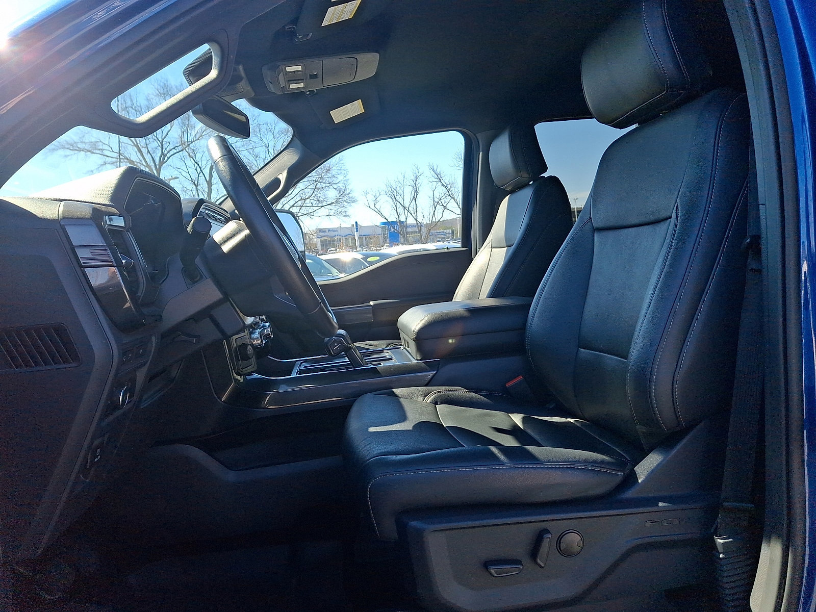 Certified 2022 Ford F150 XLT w/ Equipment Group 302A High image 13