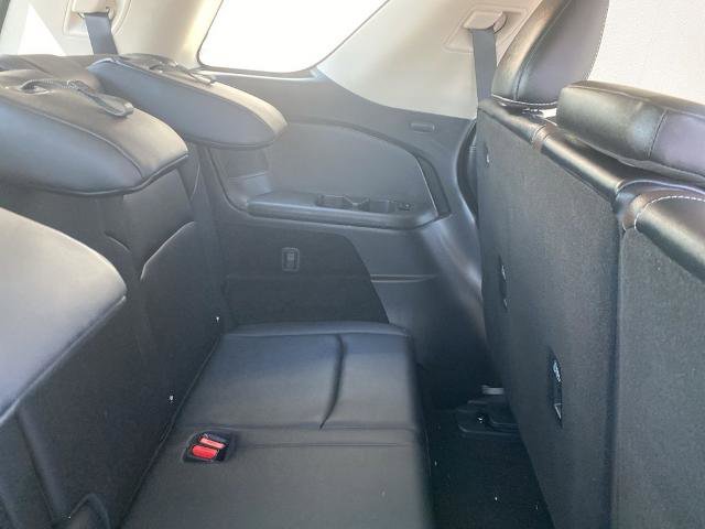 Used 2024 Nissan Pathfinder Platinum w/ Cargo Package AWD/4WD image 15