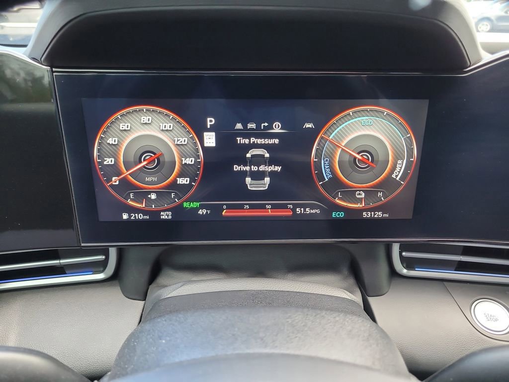 Used 2024 Hyundai Elantra Blue image 29