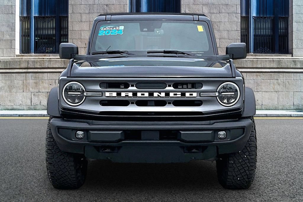 Certified 2024 Ford Bronco Big Bend w/ Sasquatch Package AWD/4WD image 3