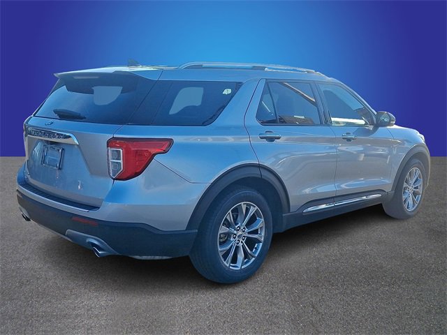 Certified 2022 Ford Explorer Limited w/ Equipment Group 301A image 4