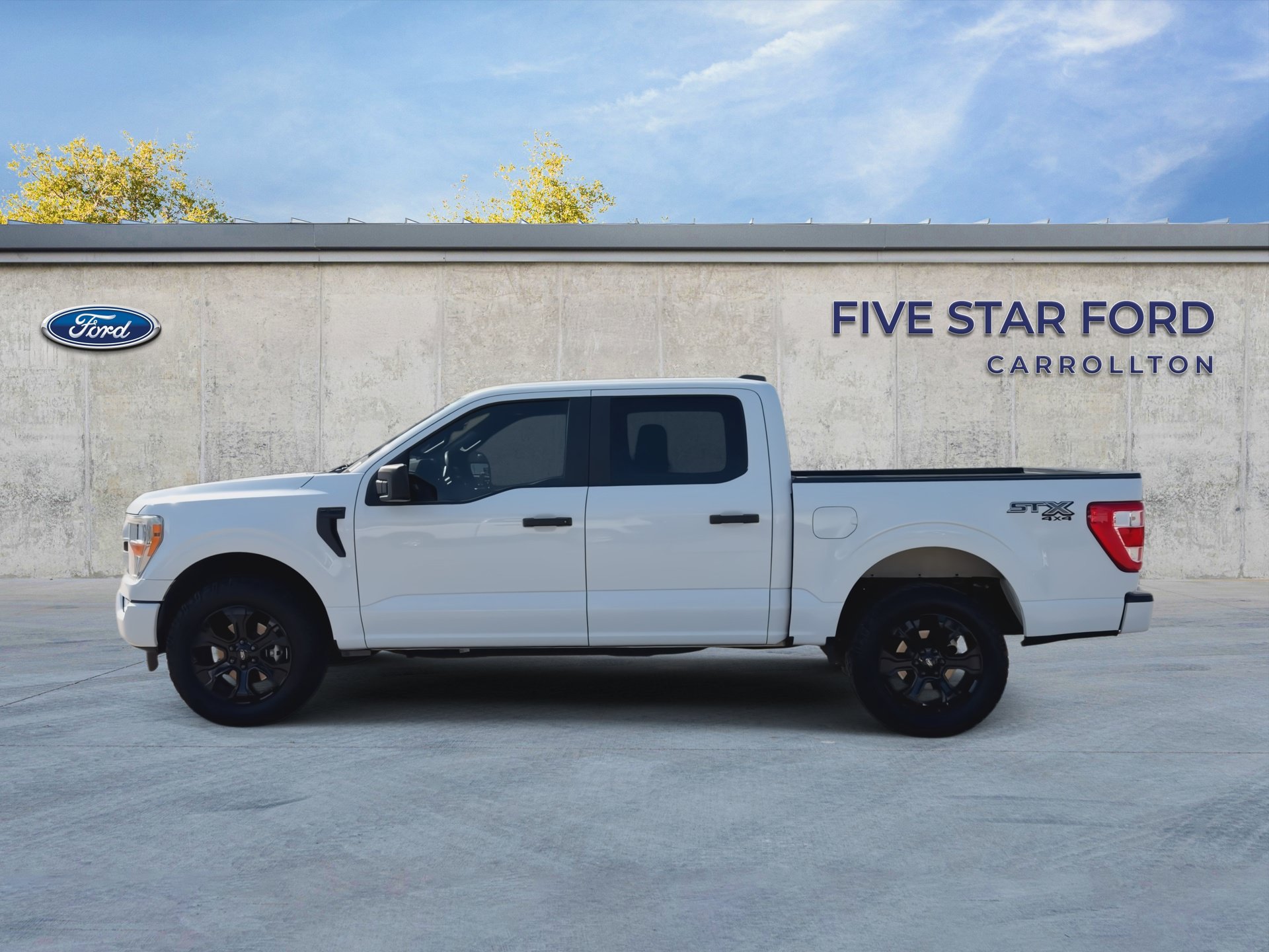 Certified 2022 Ford F150 XL w/ STX Black Appearance Package AWD/4WD image 5