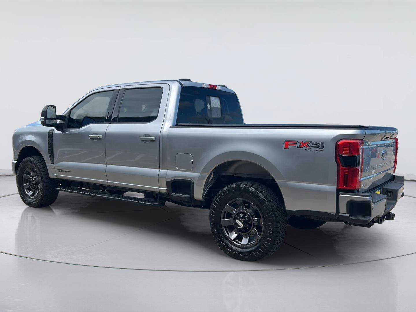 Certified 2024 Ford F250 Lariat w/ Lariat Ultimate Package AWD/4WD image 4