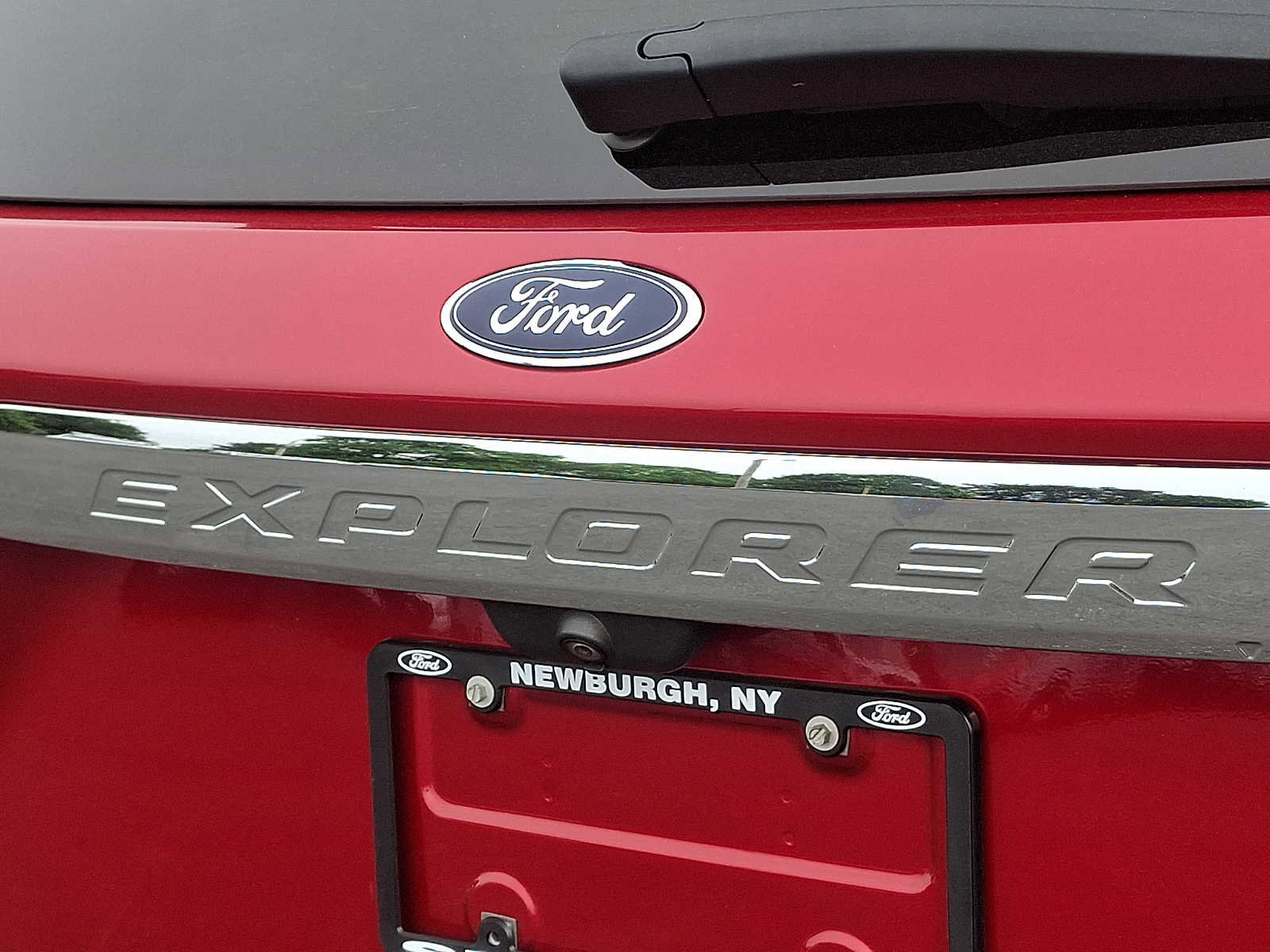Certified 2020 Ford Explorer XLT w/ Equipment Group 202A AWD/4WD image 31