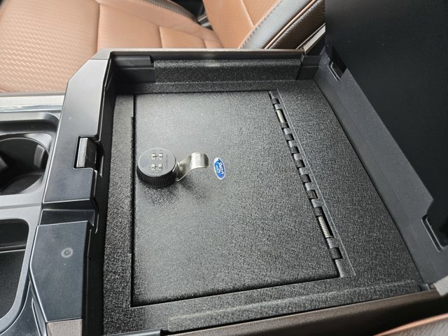 Certified 2024 Ford F350 King Ranch w/ Chrome Package image 16